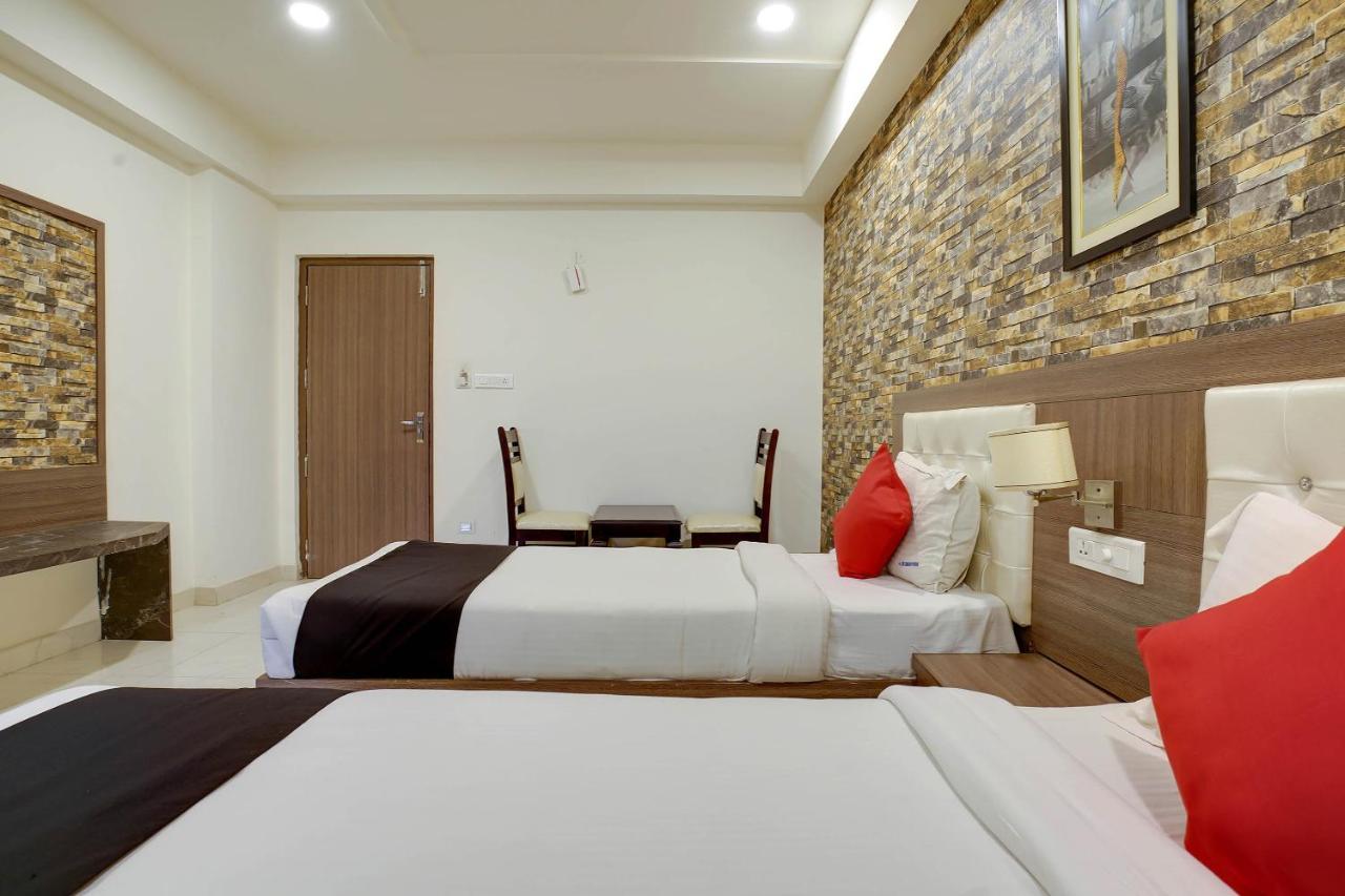 Townhouse Oak Sri Simran Park Hotel Near Secunderabad Railway Station Hajdarábád Exteriér fotografie