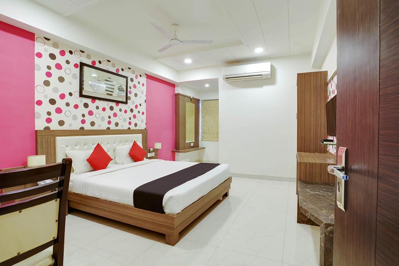 Townhouse Oak Sri Simran Park Hotel Near Secunderabad Railway Station Hajdarábád Exteriér fotografie